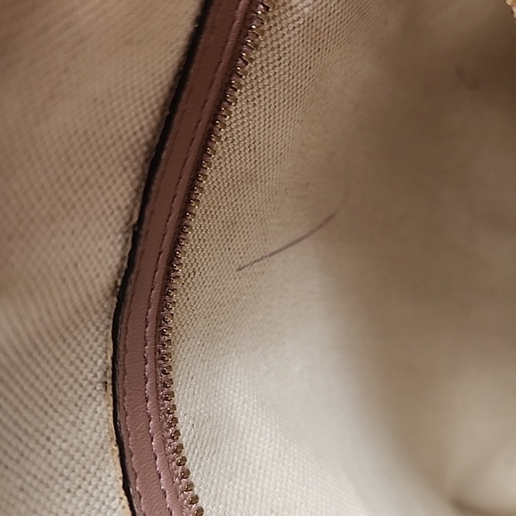 Gucci Pink Microguccissima Patent Leather Dome Satchel Small - Picture 15 of 16